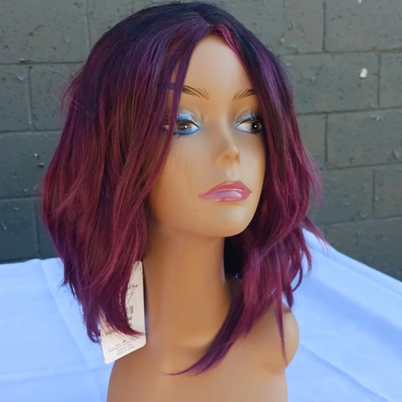 Source Unknown Other - NWT Burgundy synthetic wig with hair net